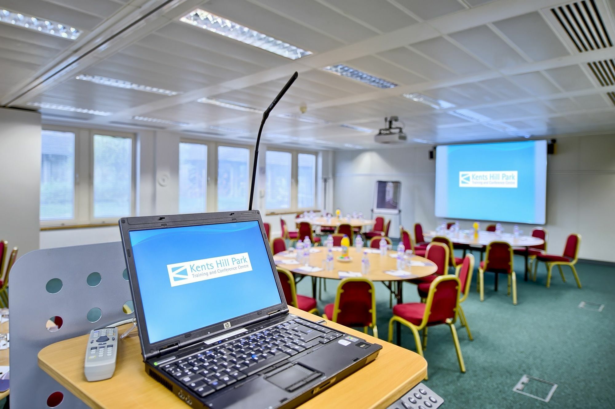 Hotel Kents Hill Park Training & Conference Centre Milton Keynes Exterior foto